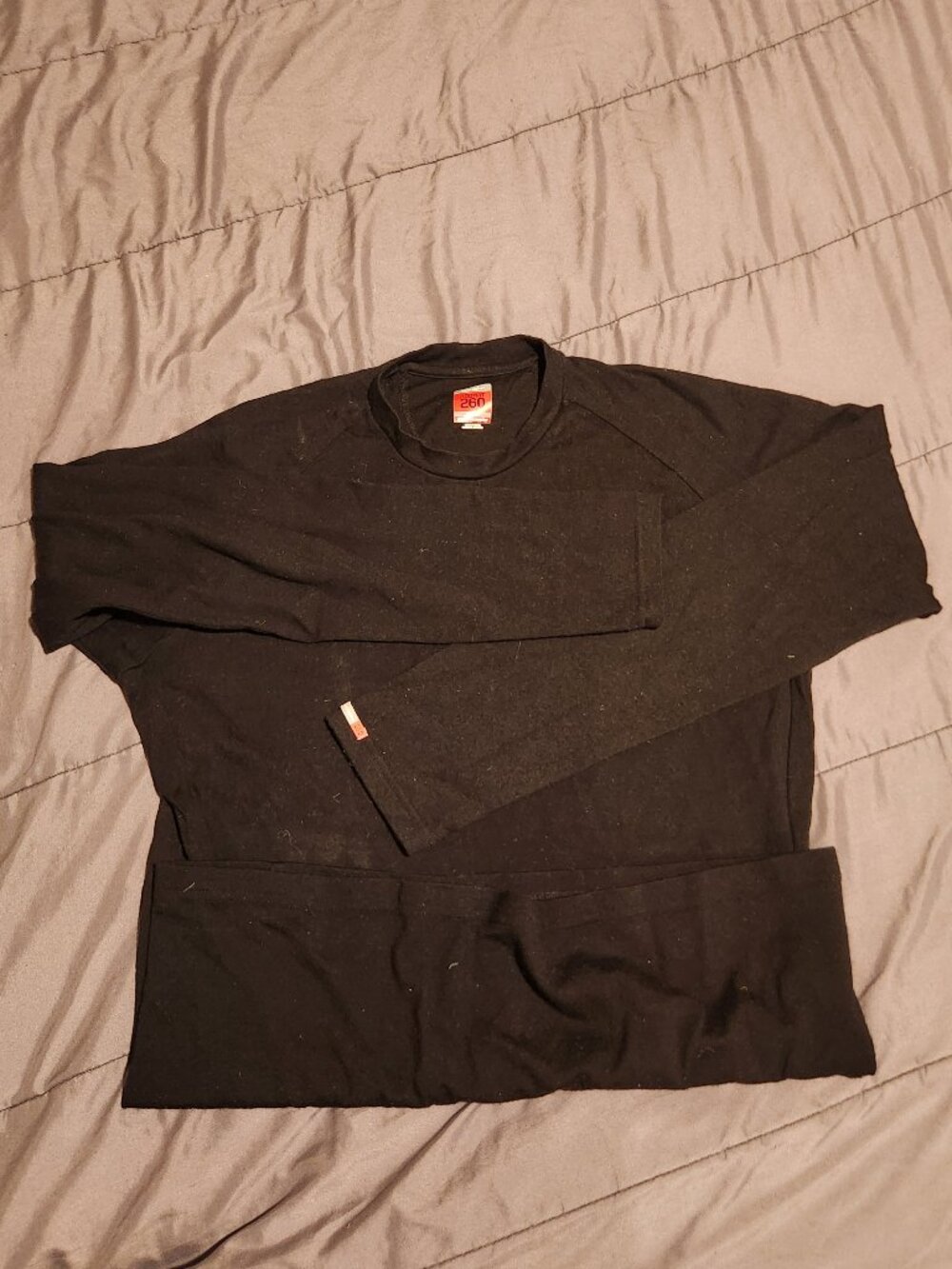 Icebreaker Mens medium longsleeve underlayer